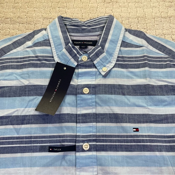 New Tommy Hilfiger Men's Nash Stripe Short Sleeve Shirt M Larrge Alaskan blue - Picture 2 of 6